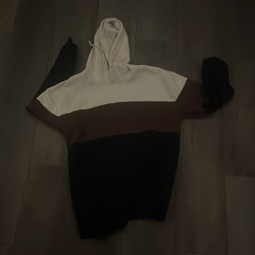 Two hoodie bundle - Picture 2 of 5
